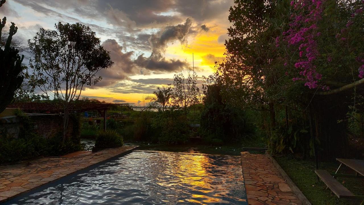 Yellow Haven Lodge Kampala Luaran gambar