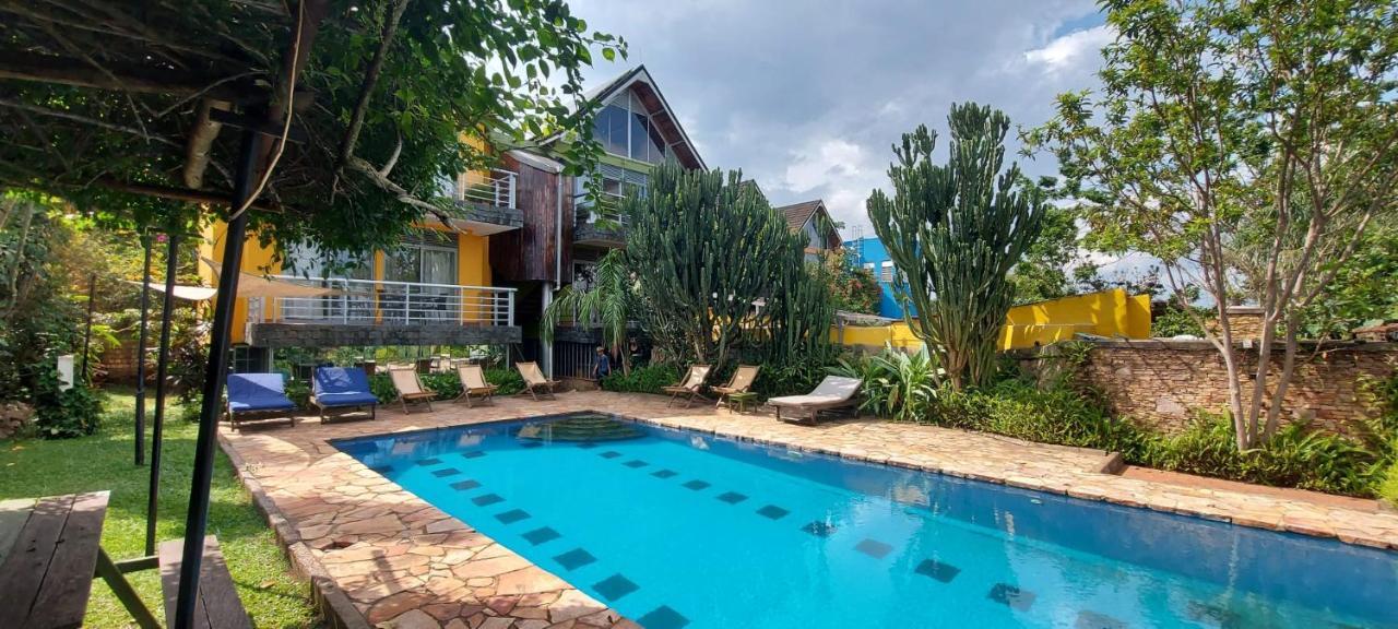 Yellow Haven Lodge Kampala Luaran gambar