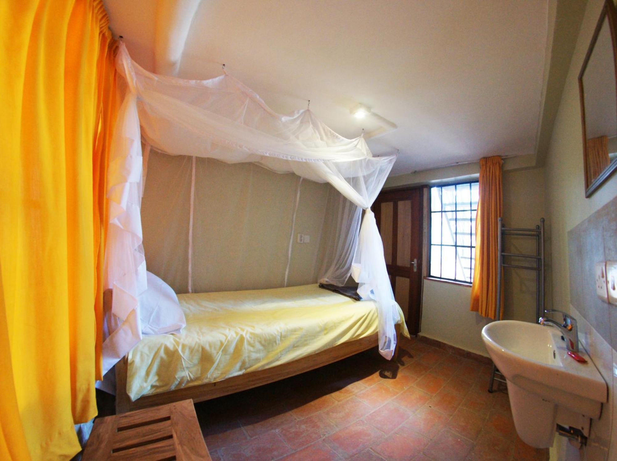 Yellow Haven Lodge Kampala Bilik gambar