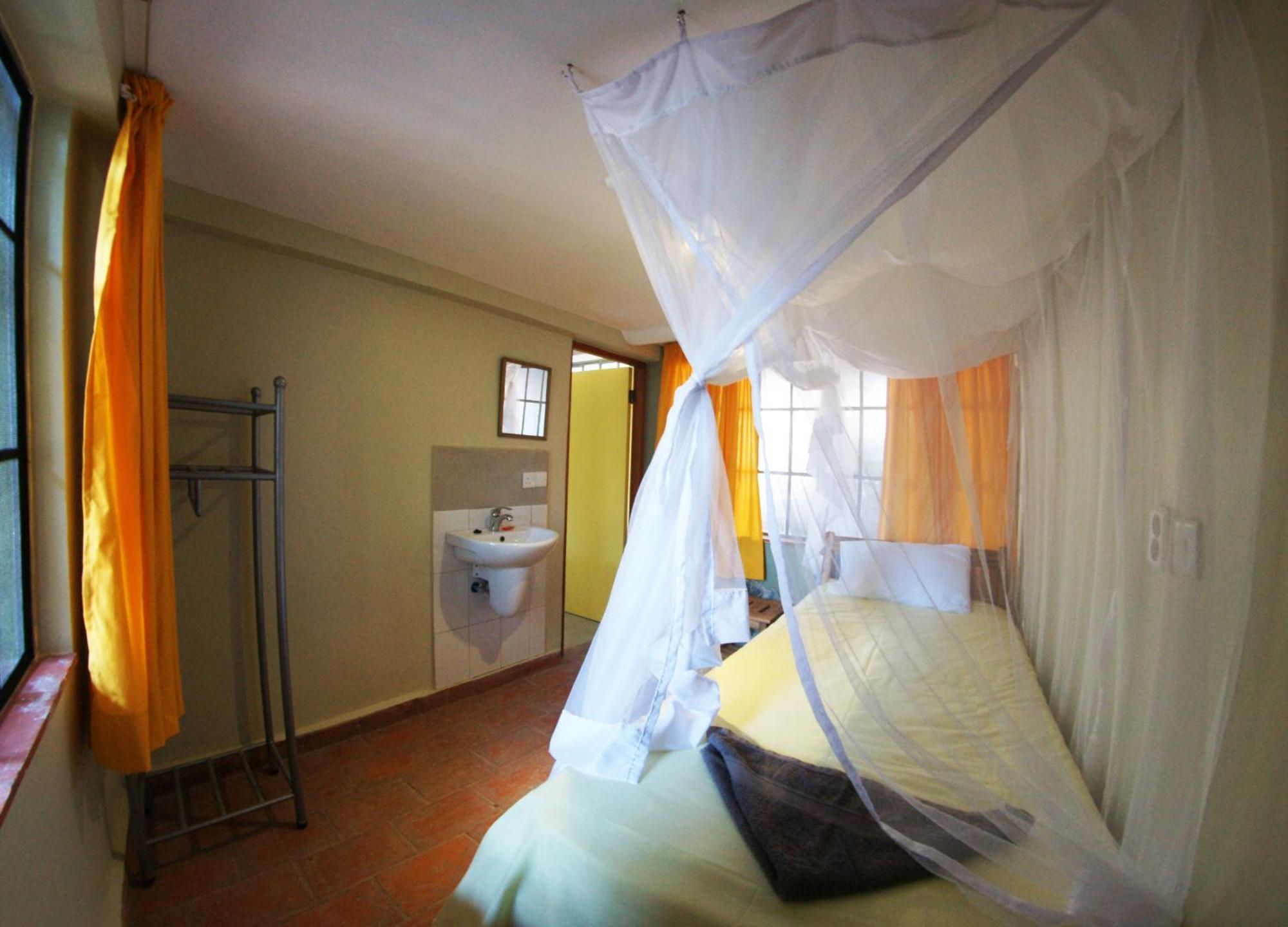 Yellow Haven Lodge Kampala Bilik gambar