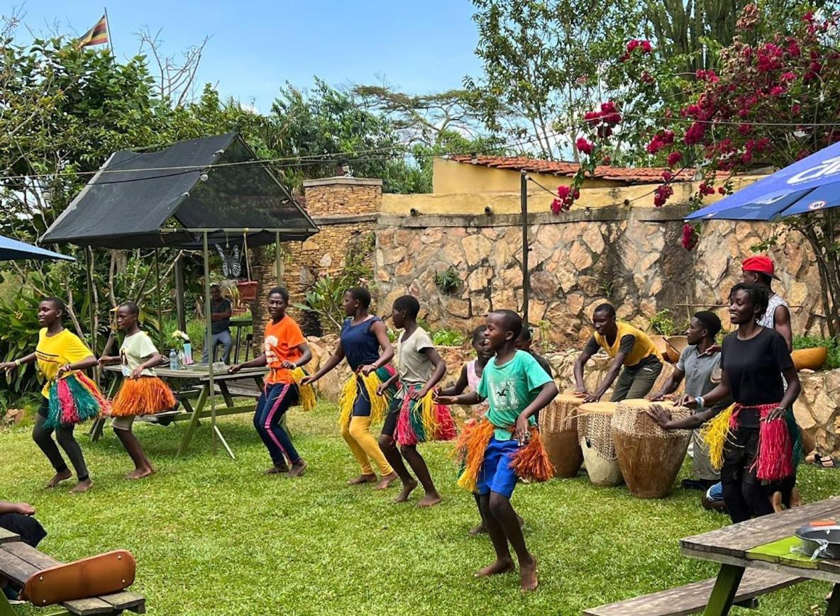 Yellow Haven Lodge Kampala Luaran gambar