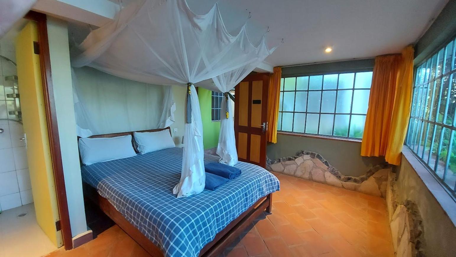 Yellow Haven Lodge Kampala Luaran gambar