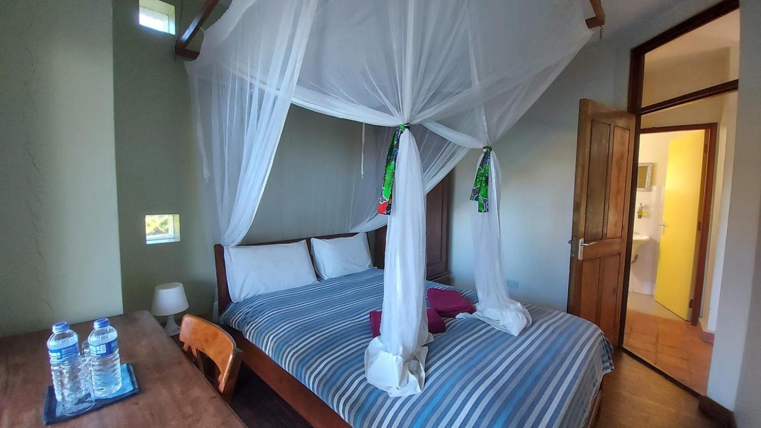 Yellow Haven Lodge Kampala Luaran gambar